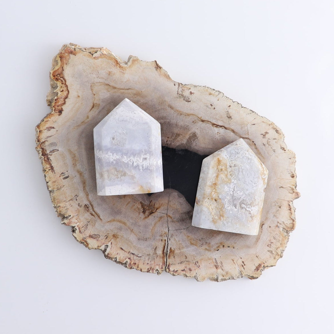 One Tower Chalcedony Agate | Mi Esperanza Minerals | Supplier of Crystals and Onyx