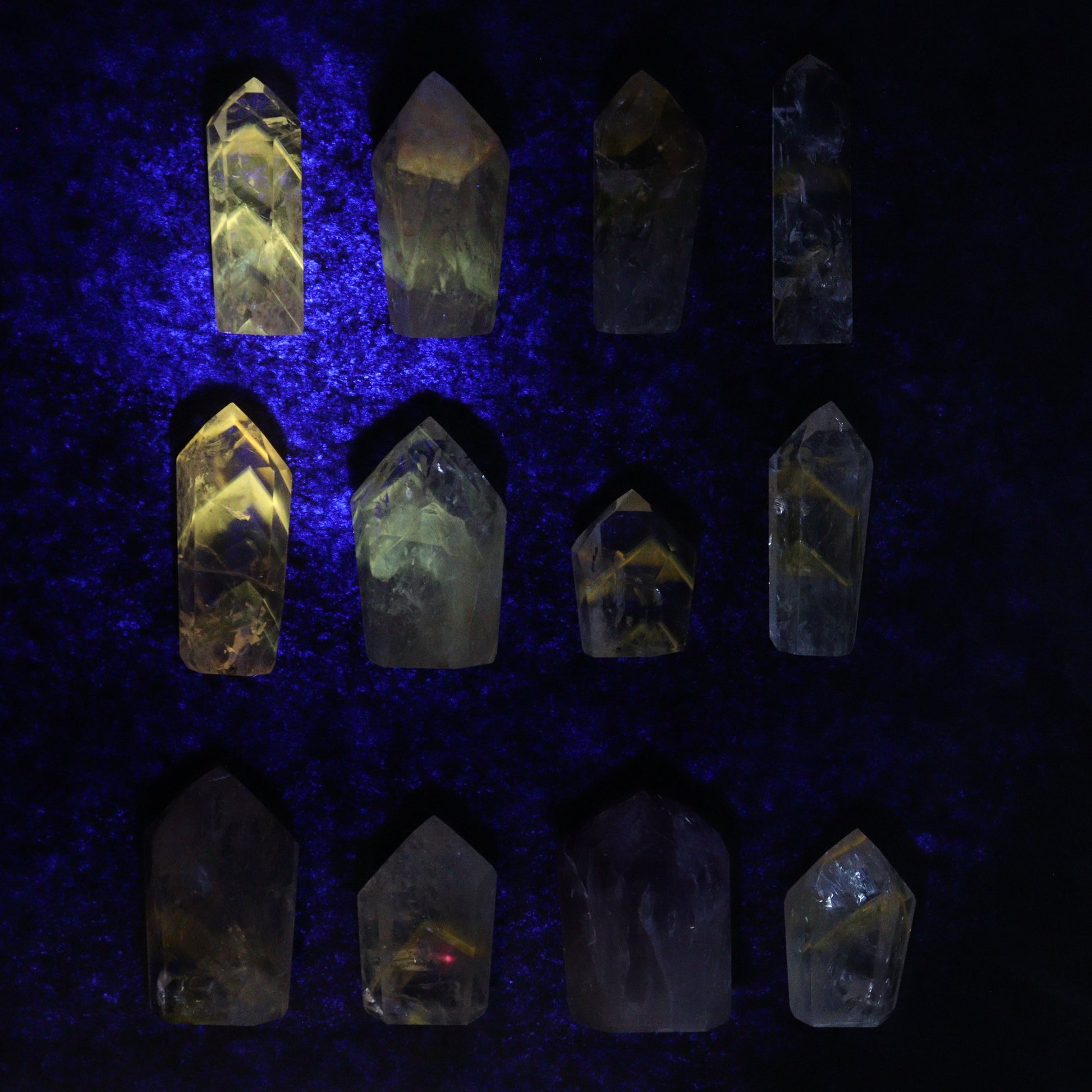 Powellite Amethyst UV Reactive Towers Set of 30 - Expert Wholesale and Supplier of Wholesale Crystals & Bulk Gemstones, ["Amethyst","Powellite"]