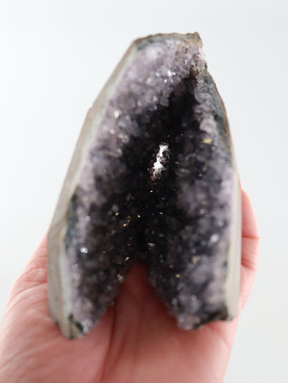 Amethyst Cut Base Set of 4 - Expert Wholesale and Supplier of Wholesale Crystals & Bulk Gemstones, ["Amethyst","close_70","Cut Base"]