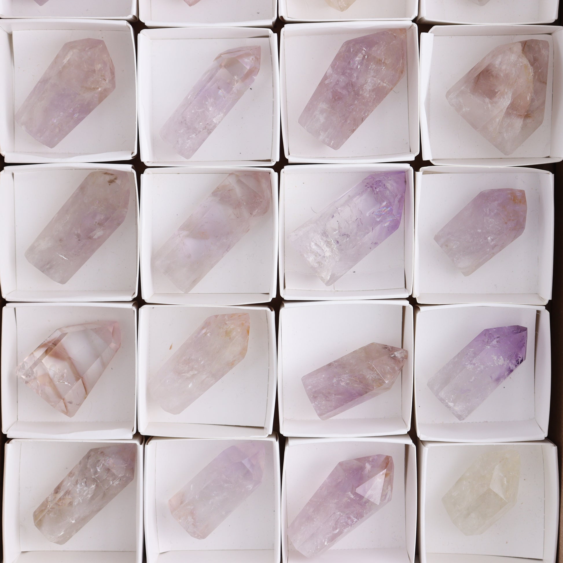 Powellite Amethyst UV Reactive Towers Set of 20 - Expert Wholesale and Supplier of Wholesale Crystals & Bulk Gemstones, ["Amethyst","Powellite"]