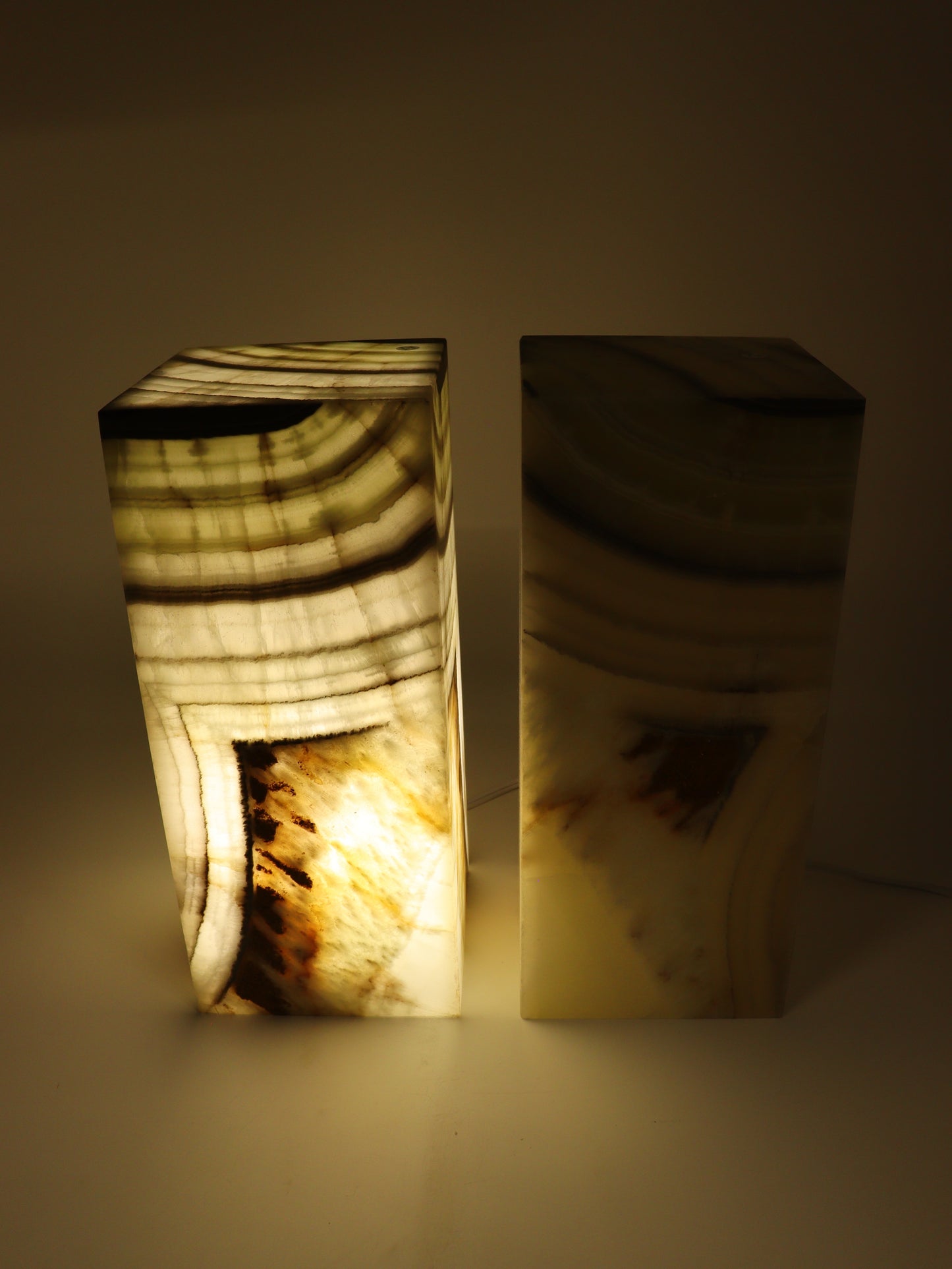 Onyx Lamps Set of 2 - Expert Wholesale and Supplier of Wholesale Crystals & Bulk Gemstones, []