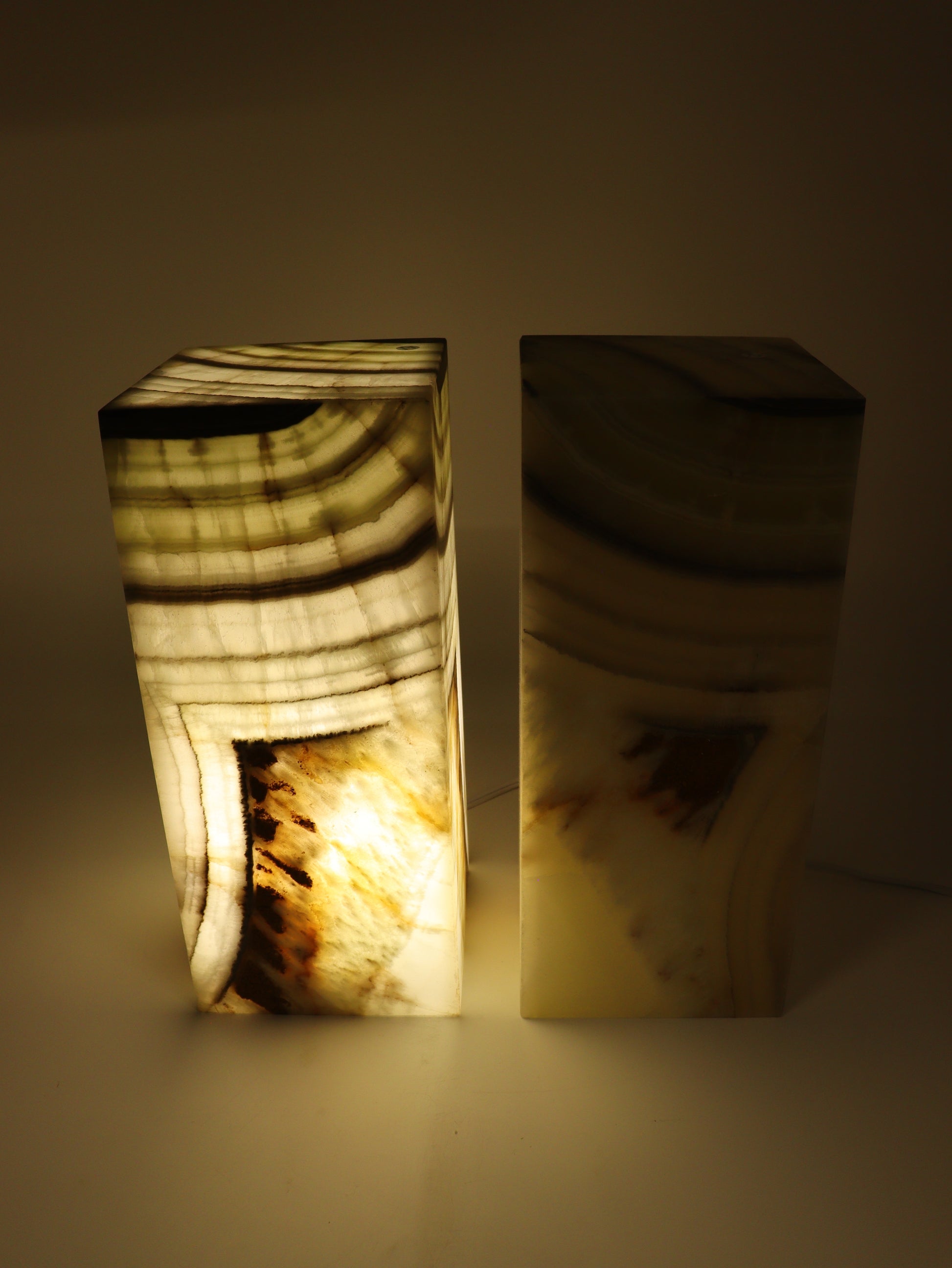 Onyx Lamps Set of 2 - Expert Wholesale and Supplier of Wholesale Crystals & Bulk Gemstones, []