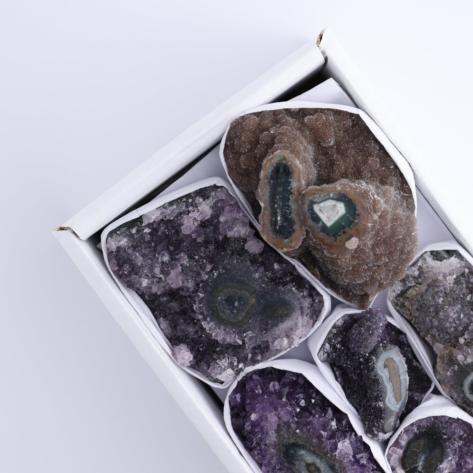 Uruguay Amethyst Clusters with "Eyes" Flat of 8 - Expert Wholesale and Supplier of Wholesale Crystals & Bulk Gemstones, []