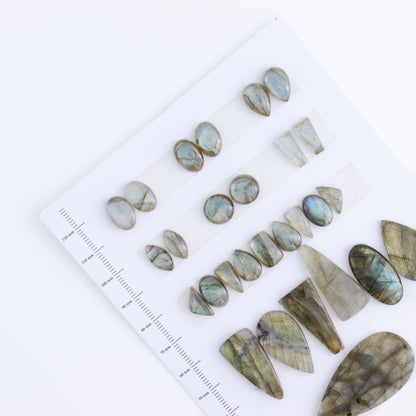 Labradorite Cabs Set of 28 - Expert Wholesale and Supplier of Wholesale Crystals & Bulk Gemstones, ["Cabs","Labradorite","Turkey"]