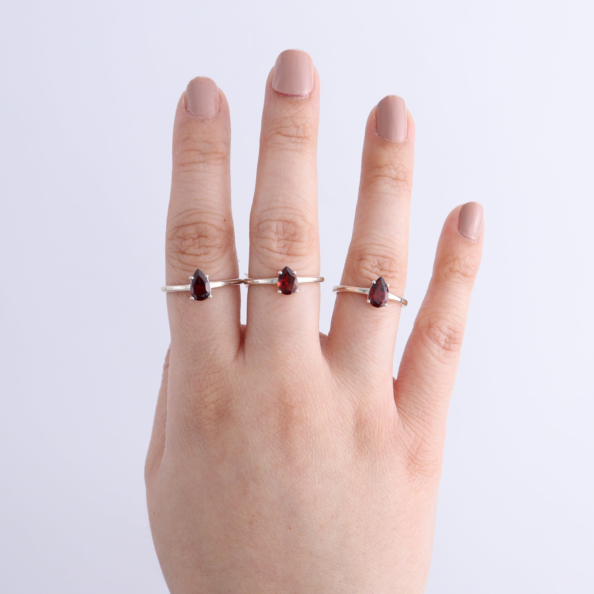 One Garnet Ring - Expert Wholesale and Supplier of Wholesale Crystals & Bulk Gemstones, ["Garnet","India","Ring","sterling silver"]