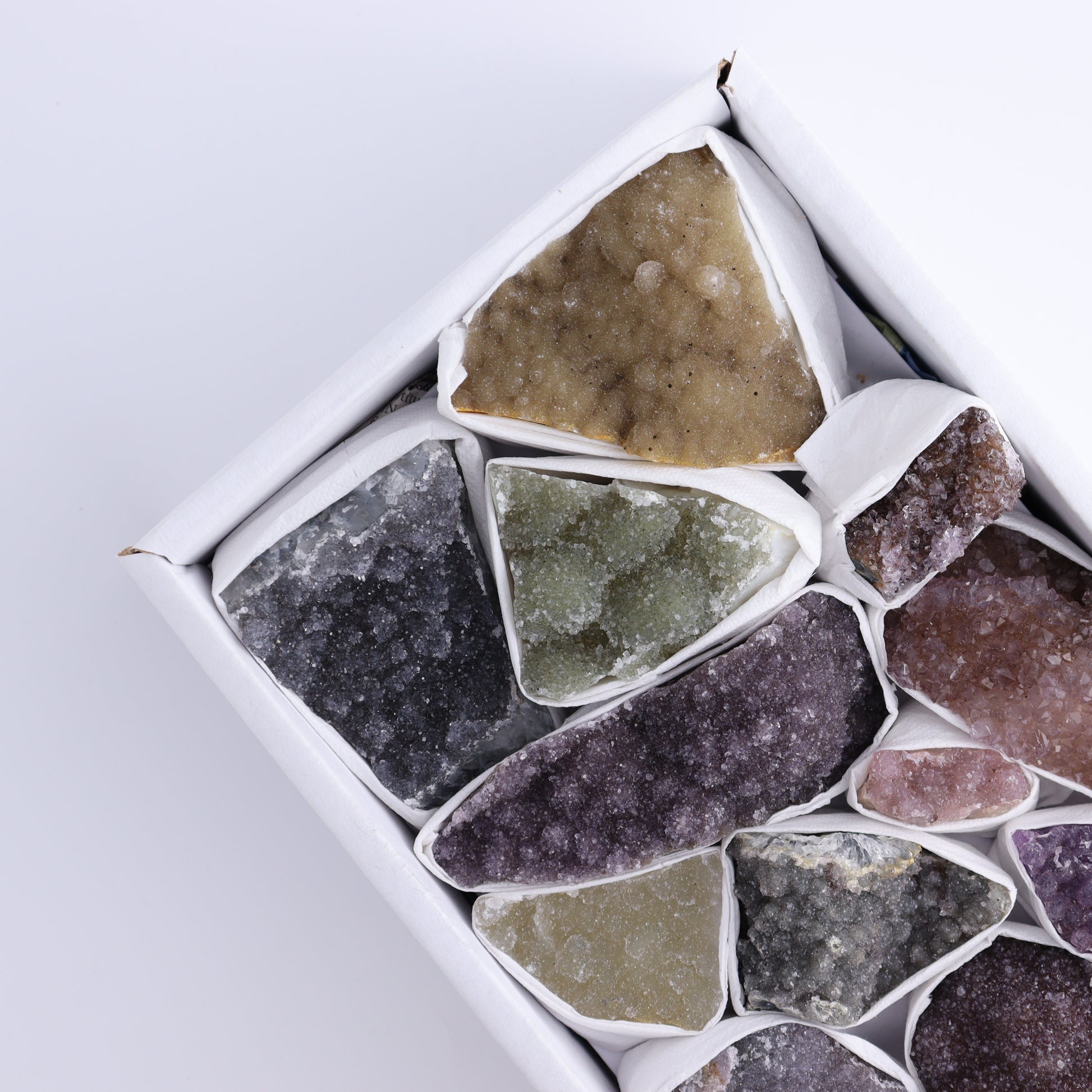 Uruguay Rainbow Amethyst Clusters Flat of 13 - Expert Wholesale and Supplier of Wholesale Crystals & Bulk Gemstones, ["Amethyst","Clusters","Rainbow Amethyst","Sugar Rainbow Amethyst","Uruguay"]