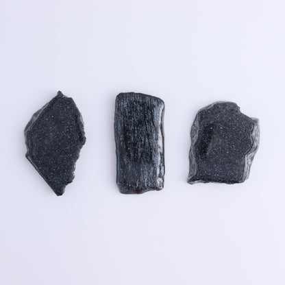 Specularite Flat of 25 - Expert Wholesale and Supplier of Wholesale Crystals & Bulk Gemstones, ["flat","Flats","Specularite","United States"]