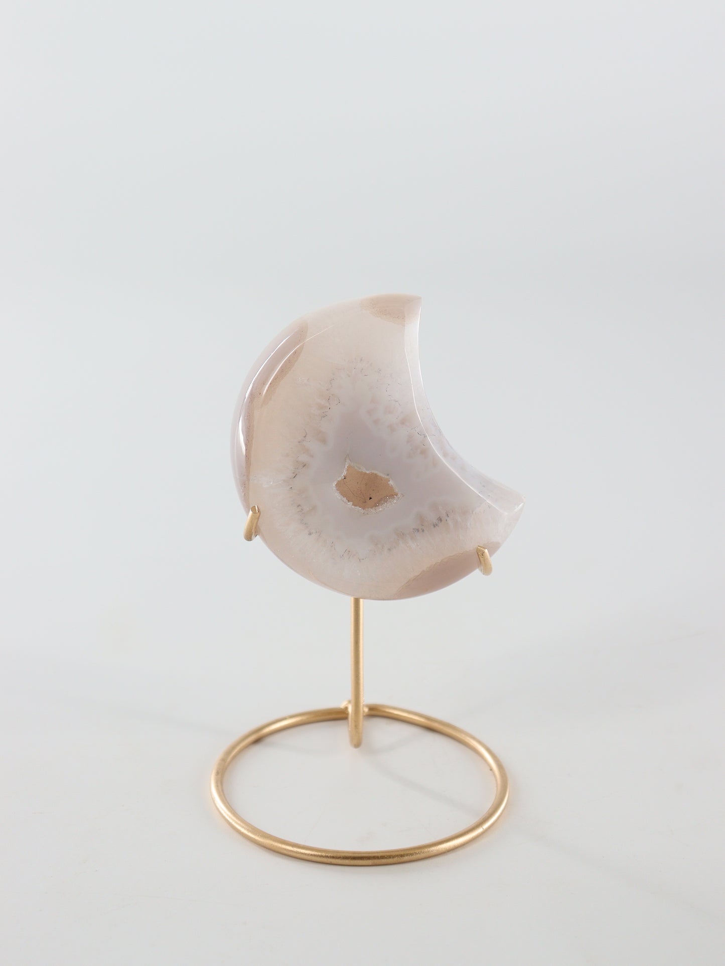 Agate Moons with Stands Set of 5 - Expert Wholesale and Supplier of Wholesale Crystals & Bulk Gemstones, []