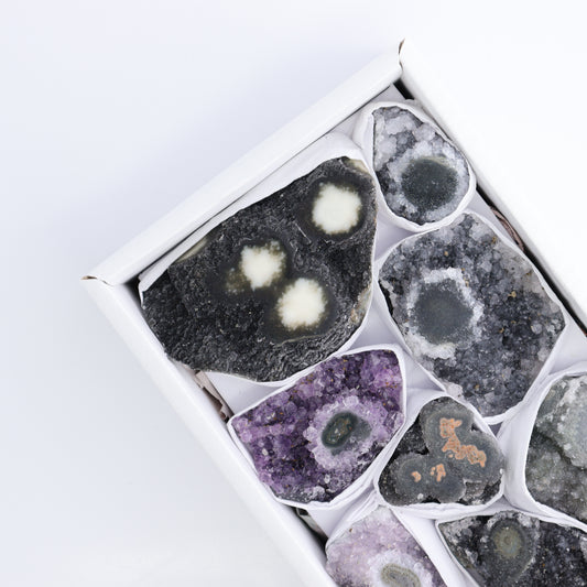 Uruguay Amethyst Clusters with "Eyes" Flat of 10 - Expert Wholesale and Supplier of Wholesale Crystals & Bulk Gemstones, ["Amethyst","Amethyst Eyes","Clusters","Uruguay"]
