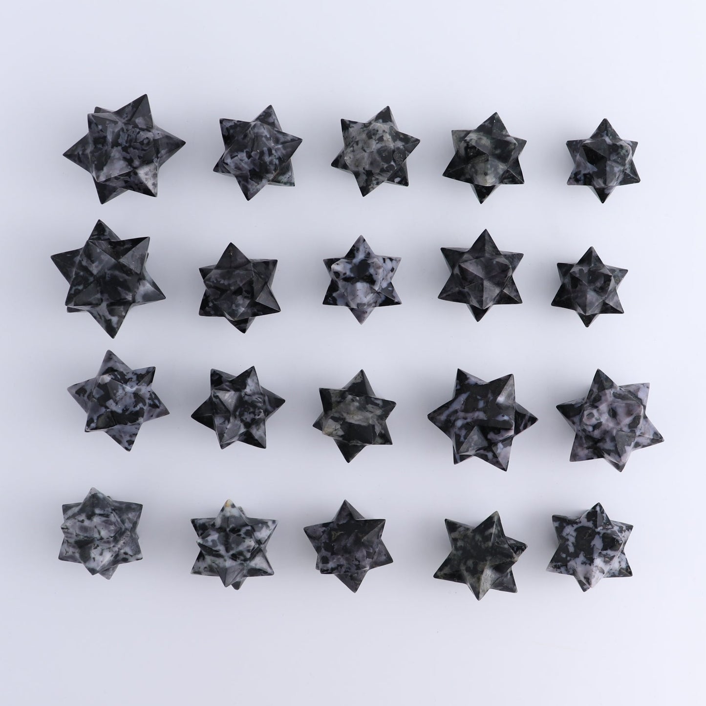 Indigo Gabbro Stars Set of 16 & 4 Cut Base Star