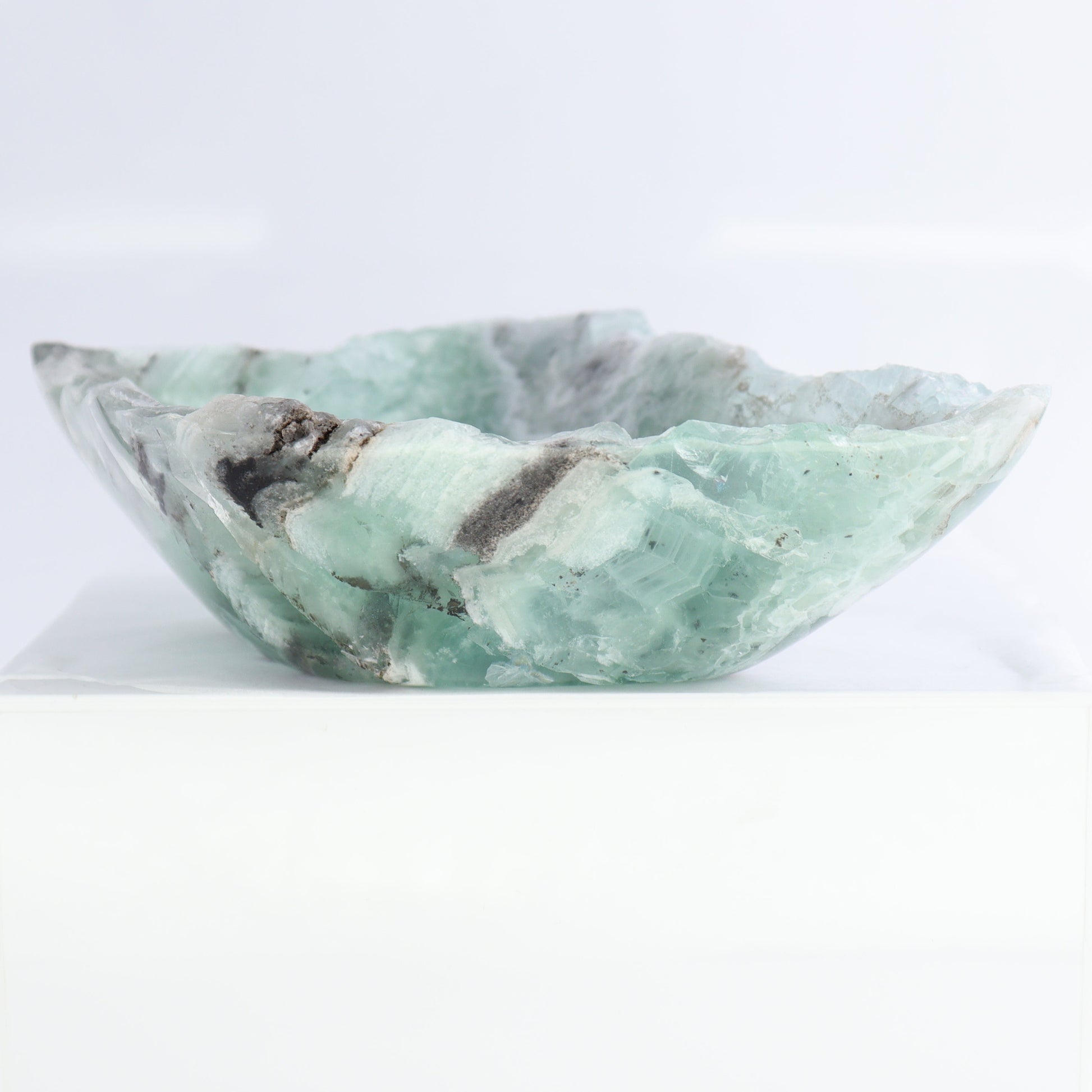Fluorite Bowl - Expert Wholesale and Supplier of Wholesale Crystals & Bulk Gemstones, ["Bowls","Fluorite","Mexico"]