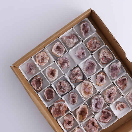 Pink Amethyst Flat of 30 - Expert Wholesale and Supplier of Wholesale Crystals & Bulk Gemstones, ["Amethyst","Pink Amethyst"]