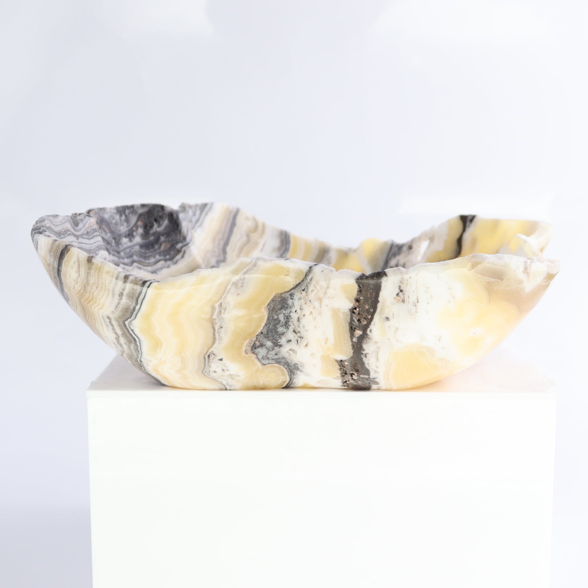 Zebra Onyx Bowl - Expert Wholesale and Supplier of Wholesale Crystals & Bulk Gemstones, ["Bowls","Mexico","onyx"]