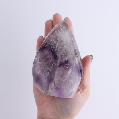 Imperfect Amethyst Flames Set of 4 - Expert Wholesale and Supplier of Wholesale Crystals & Bulk Gemstones, ["Amethyst","Brazil","close_30","flames"]