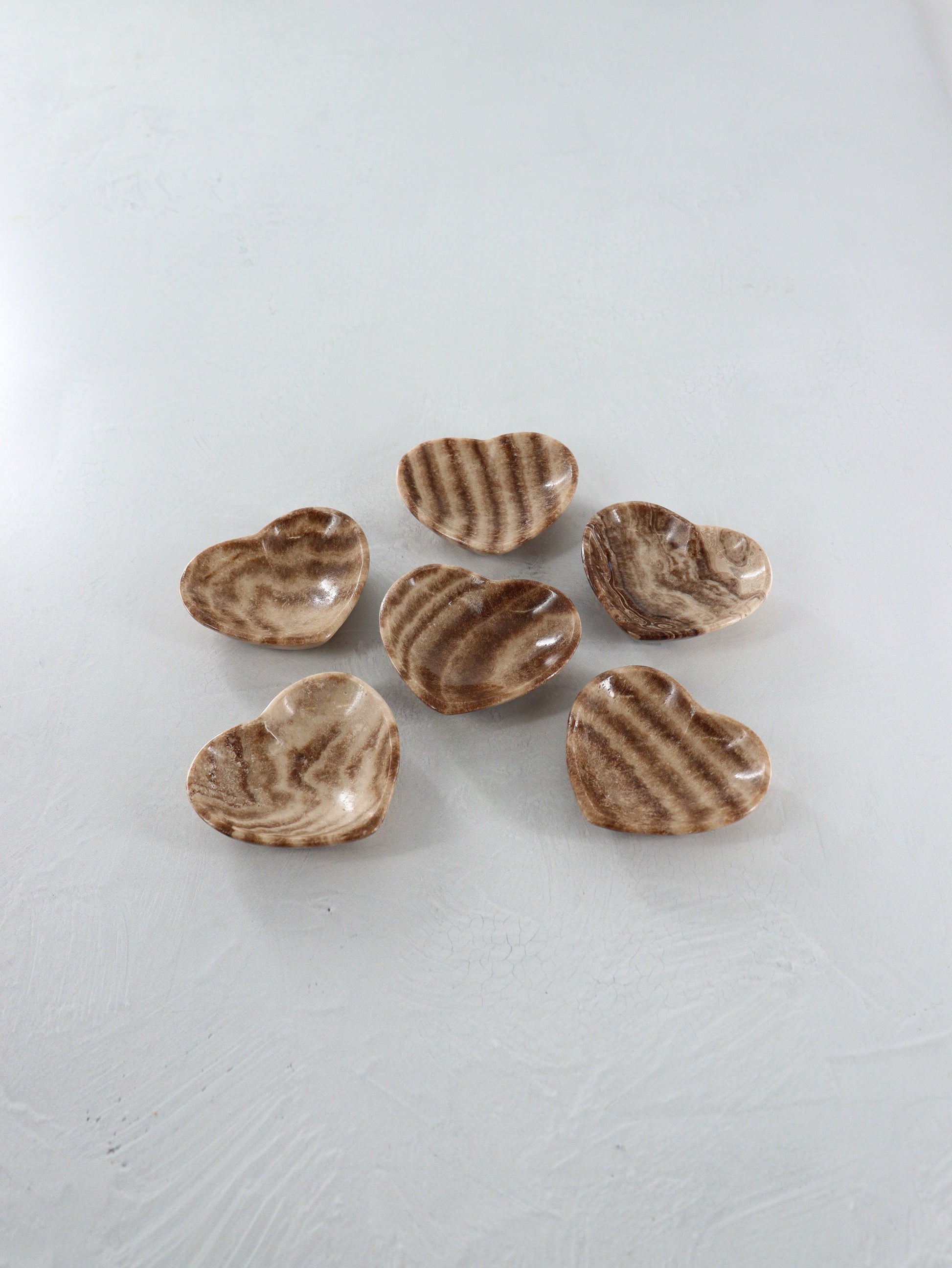 Chocolate Zebra Onyx Heart Bowls Set of 6 - Expert Supplier of Wholesale Crystals & Bulk Gemstones