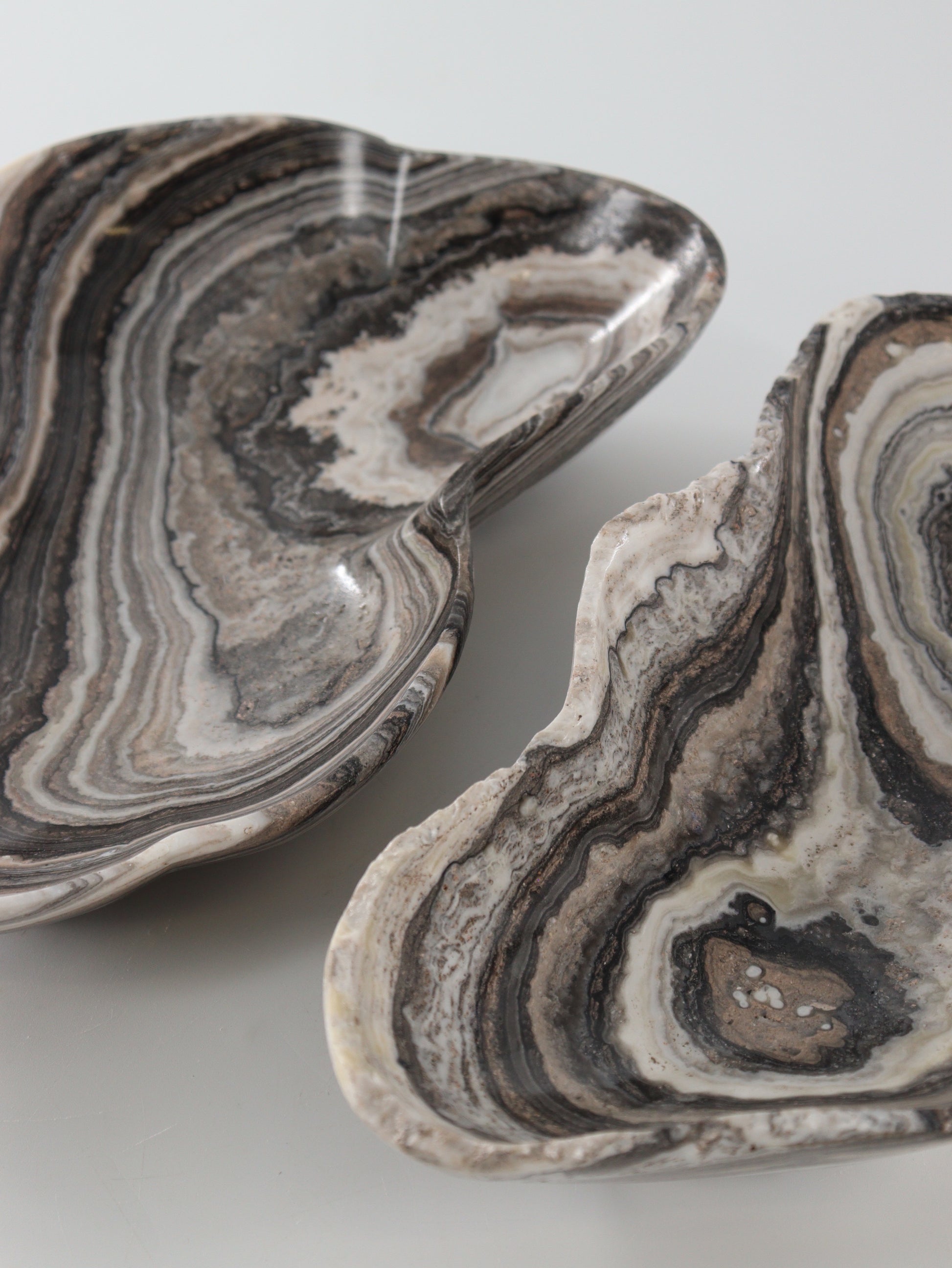 Zebra Onyx Bowls Set of 2 - Expert Wholesale and Supplier of Wholesale Crystals & Bulk Gemstones, []