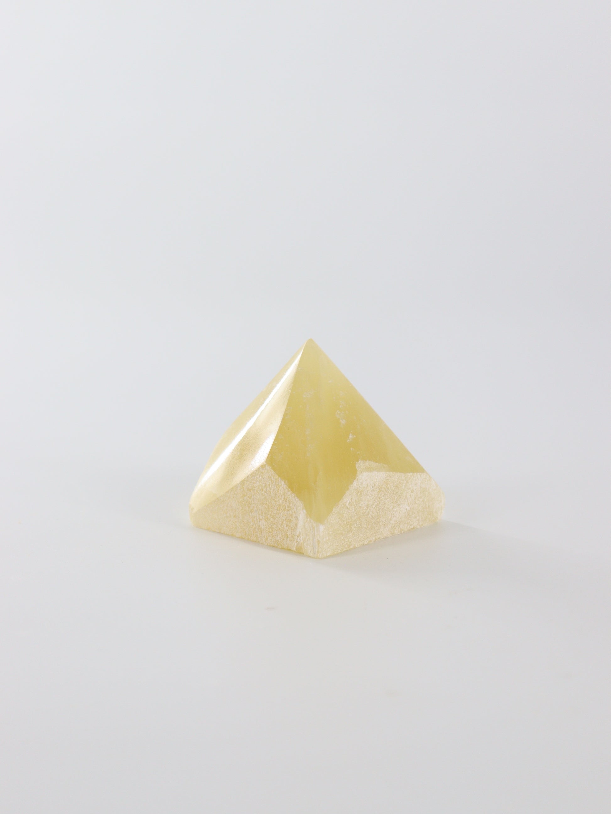 Lemon Calcite Top Polished - Expert Wholesale and Supplier of Wholesale Crystals & Bulk Gemstones, []