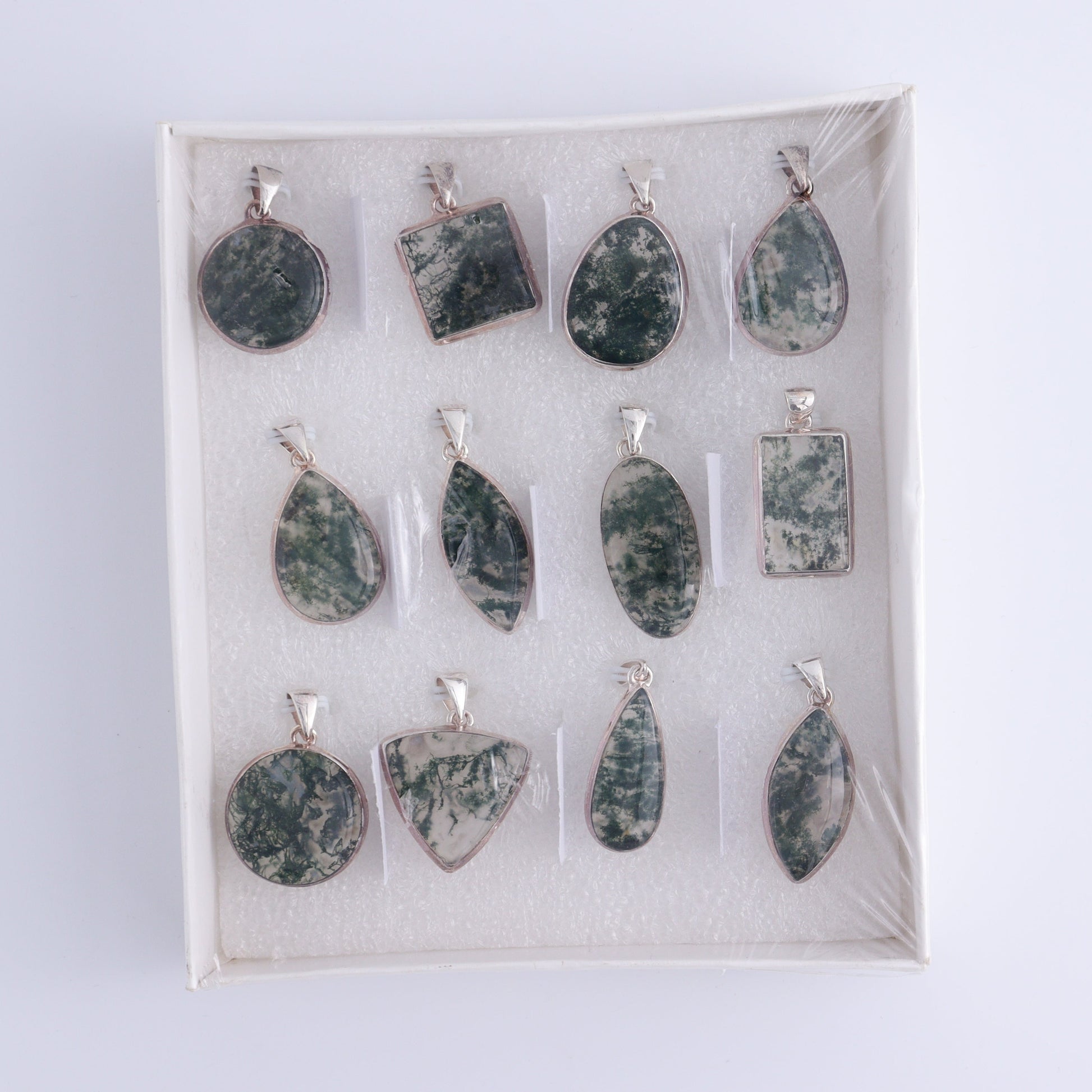 Moss Agate Pendants Set of 12 - Expert Wholesale and Supplier of Wholesale Crystals & Bulk Gemstones, ["close_50","India","Moss Agate","Pendant","Pendants","sterling silver"]