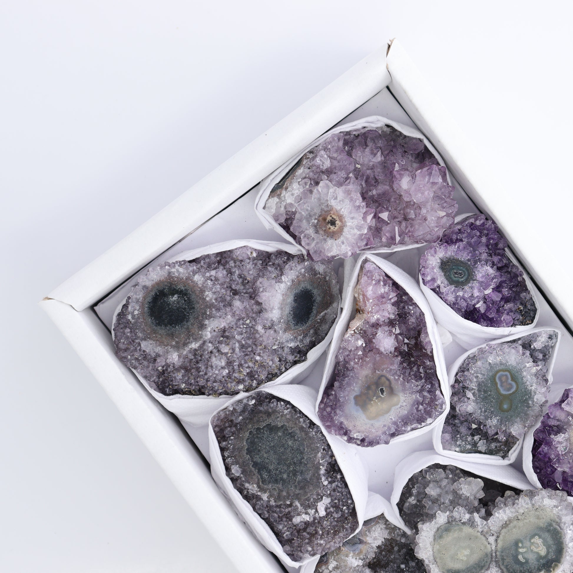 Uruguay Amethyst Clusters with "Eyes" Flat of 11 - Expert Wholesale and Supplier of Wholesale Crystals & Bulk Gemstones, ["Amethyst","Amethyst Eyes","Clusters","Uruguay"]