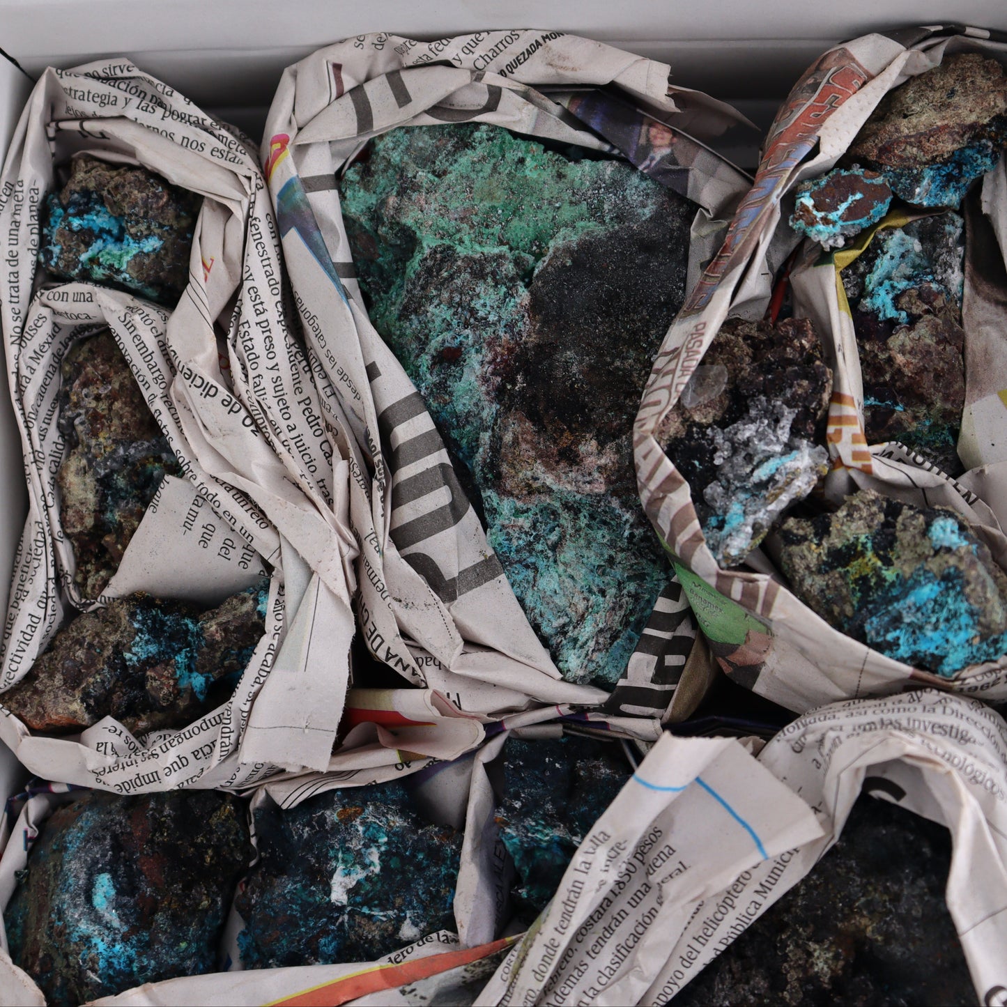 Azurite Flat - Expert Wholesale and Supplier of Wholesale Crystals & Bulk Gemstones, ["azurite","Flats"]