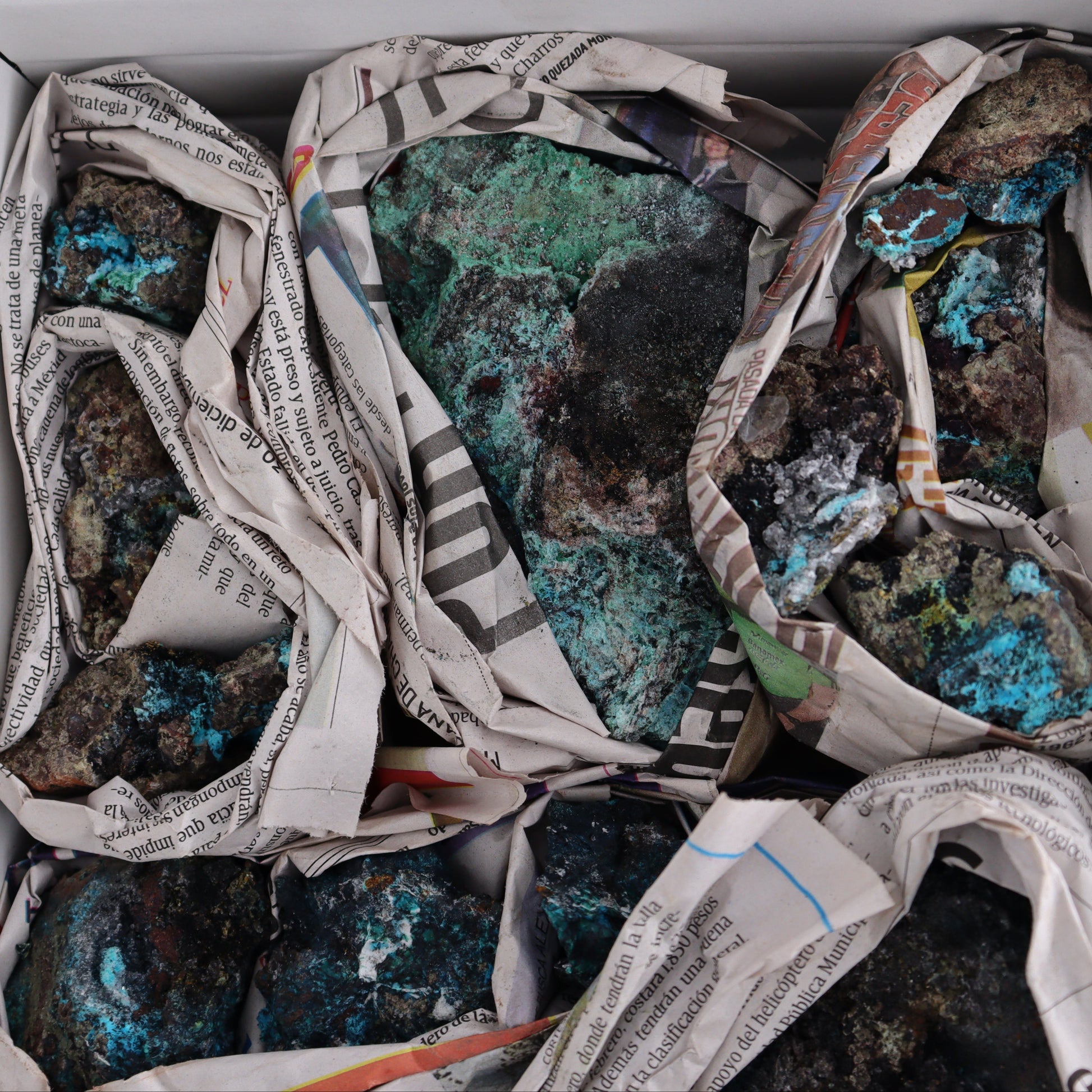 Azurite Flat - Expert Wholesale and Supplier of Wholesale Crystals & Bulk Gemstones, ["azurite","Flats"]