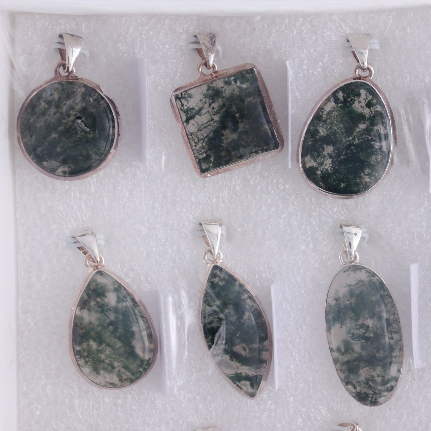 Moss Agate Pendants Set of 12 - Expert Wholesale and Supplier of Wholesale Crystals & Bulk Gemstones, ["close_50","India","Moss Agate","Pendant","Pendants","sterling silver"]