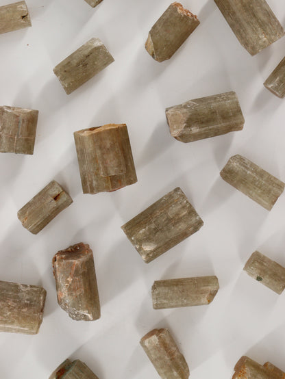 Moroccan Apatite - Expert Wholesale and Supplier of Wholesale Crystals & Bulk Gemstones, []