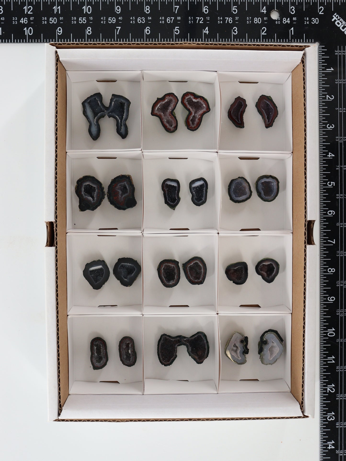 Tabasco Geodes Flat - Expert Wholesale and Supplier of Wholesale Crystals & Bulk Gemstones, []