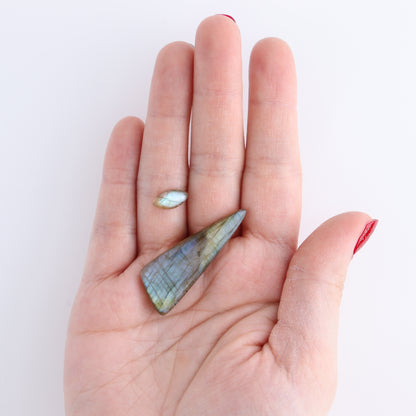 Labradorite Cabs Set of 28 - Expert Wholesale and Supplier of Wholesale Crystals & Bulk Gemstones, ["Cabs","Labradorite","Turkey"]