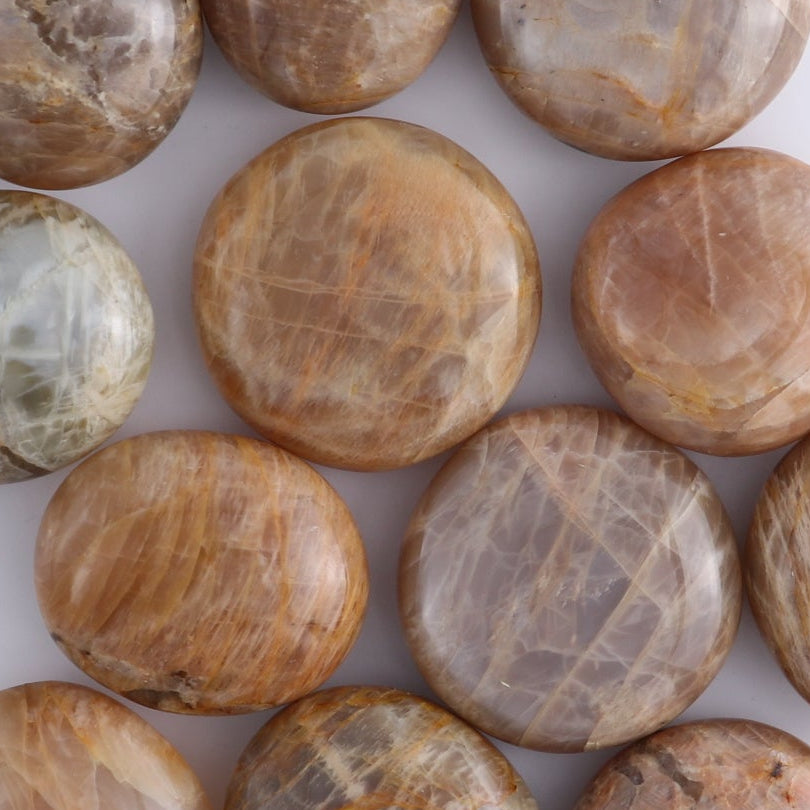 One Peach Moonstone Palm Stones 1 kg Set - Expert Wholesale and Supplier of Wholesale Crystals & Bulk Gemstones, ["Moonstone","Palm Stones","Peach Moonstone"]