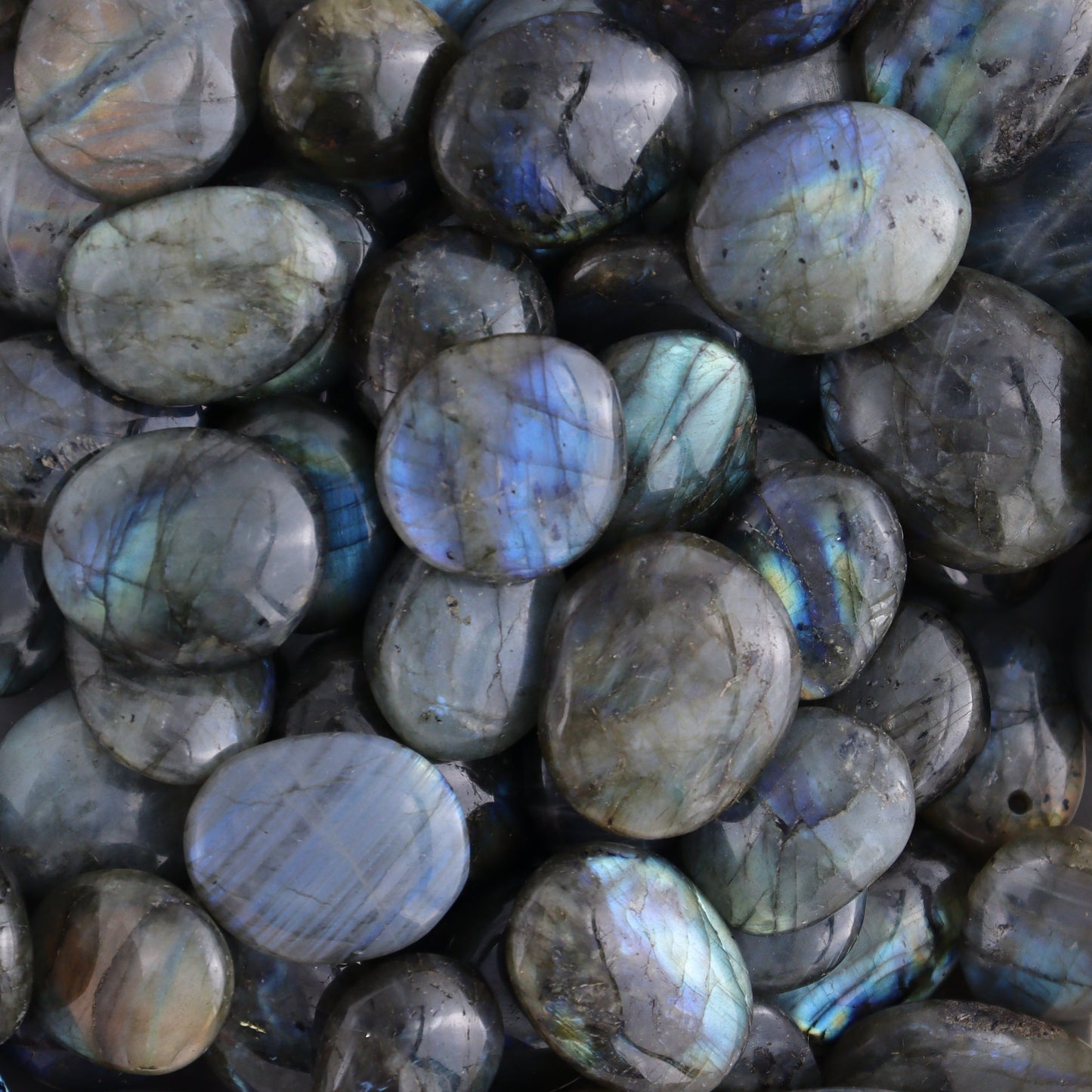 Labradorite Tumbles 1 kg Set - Expert Wholesale and Supplier of Wholesale Crystals & Bulk Gemstones, ["Labradorite","tumbles"]
