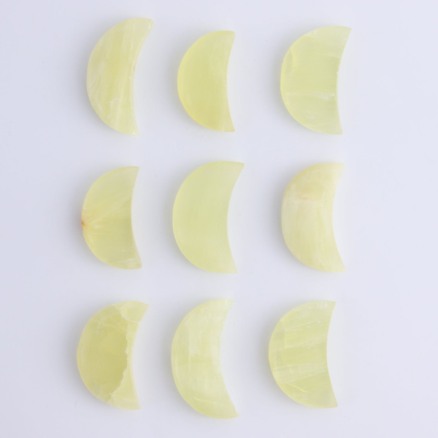 One Lemon Calcite Little Moon - Expert Wholesale and Supplier of Wholesale Crystals & Bulk Gemstones, ["Calcite","Lemon Calcite","moons","Pakistan"]