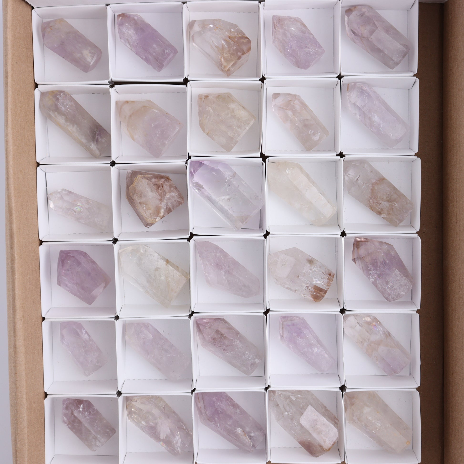 Powellite Amethyst UV Reactive Towers Set of 30 - Expert Wholesale and Supplier of Wholesale Crystals & Bulk Gemstones, ["Amethyst","Powellite"]