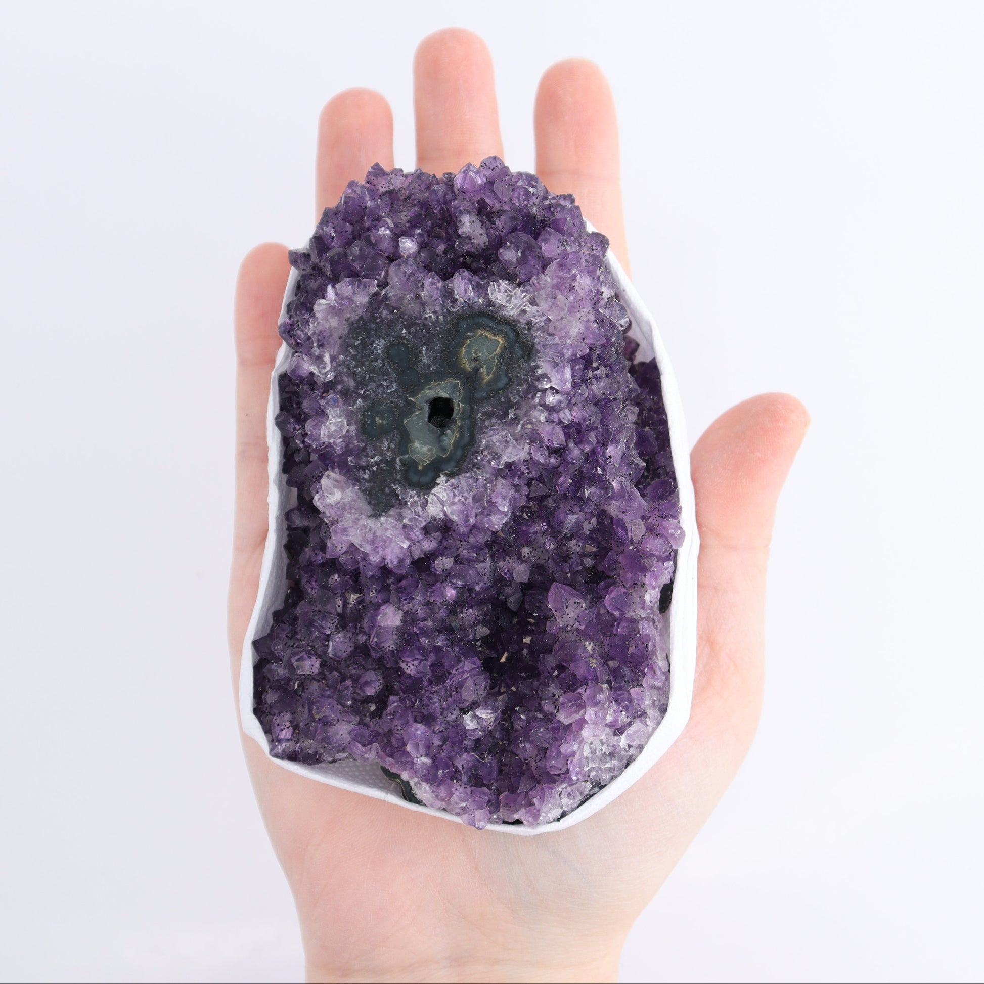 Uruguay Amethyst Clusters with "Eyes" Flat of 8 - Expert Wholesale and Supplier of Wholesale Crystals & Bulk Gemstones, ["Amethyst","Amethyst Eyes","Clusters","Uruguay"]