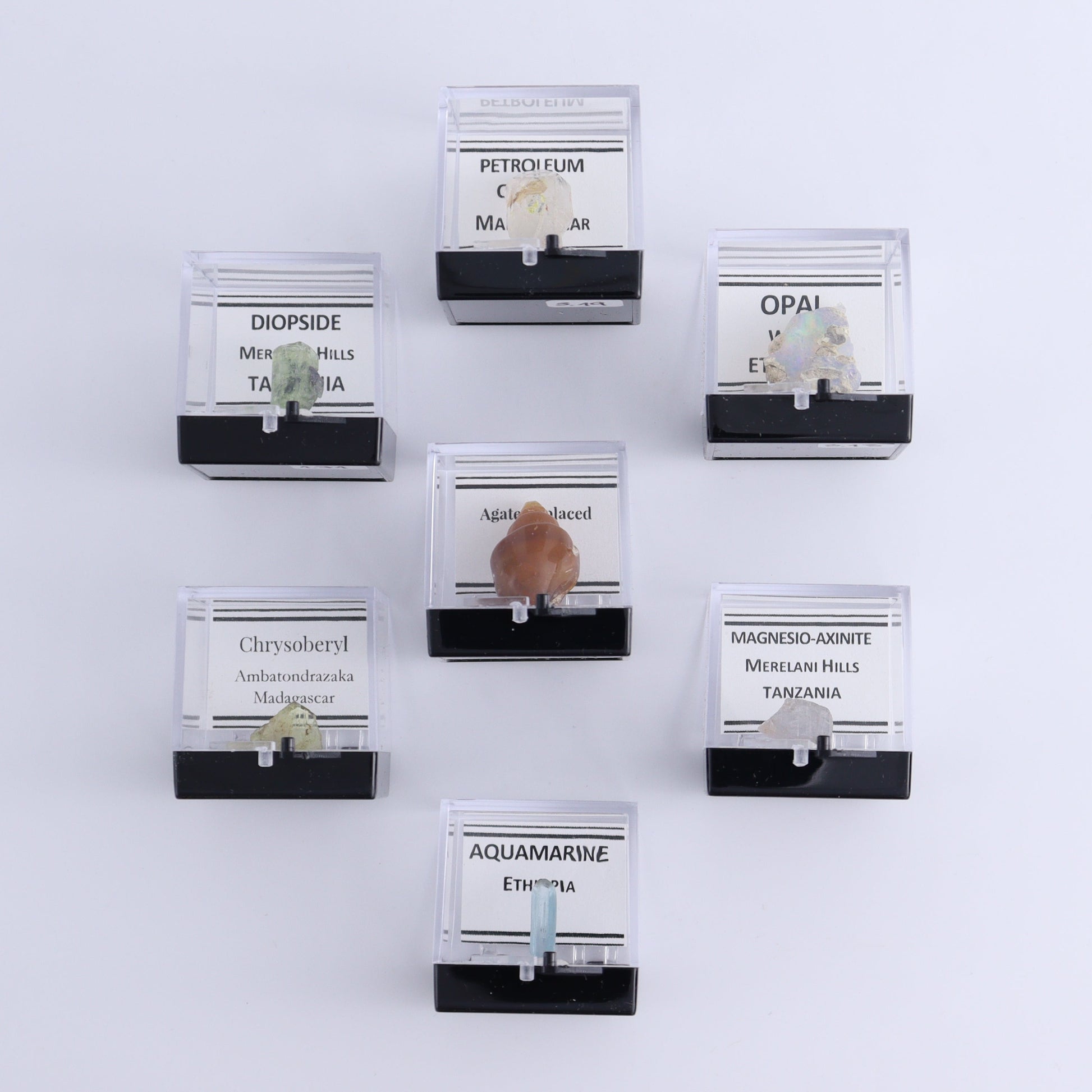 Mixed Mineral Thumbnails Flat - Expert Wholesale and Supplier of Wholesale Crystals & Bulk Gemstones, ["Agate Shells","Aquamarine","Chrysoberyl","Diopside","Ethiopia","ethiopian opal","Madagascar","Magnesio-Axinite","Morocco","Petroleum Quartz","Tanzania"]