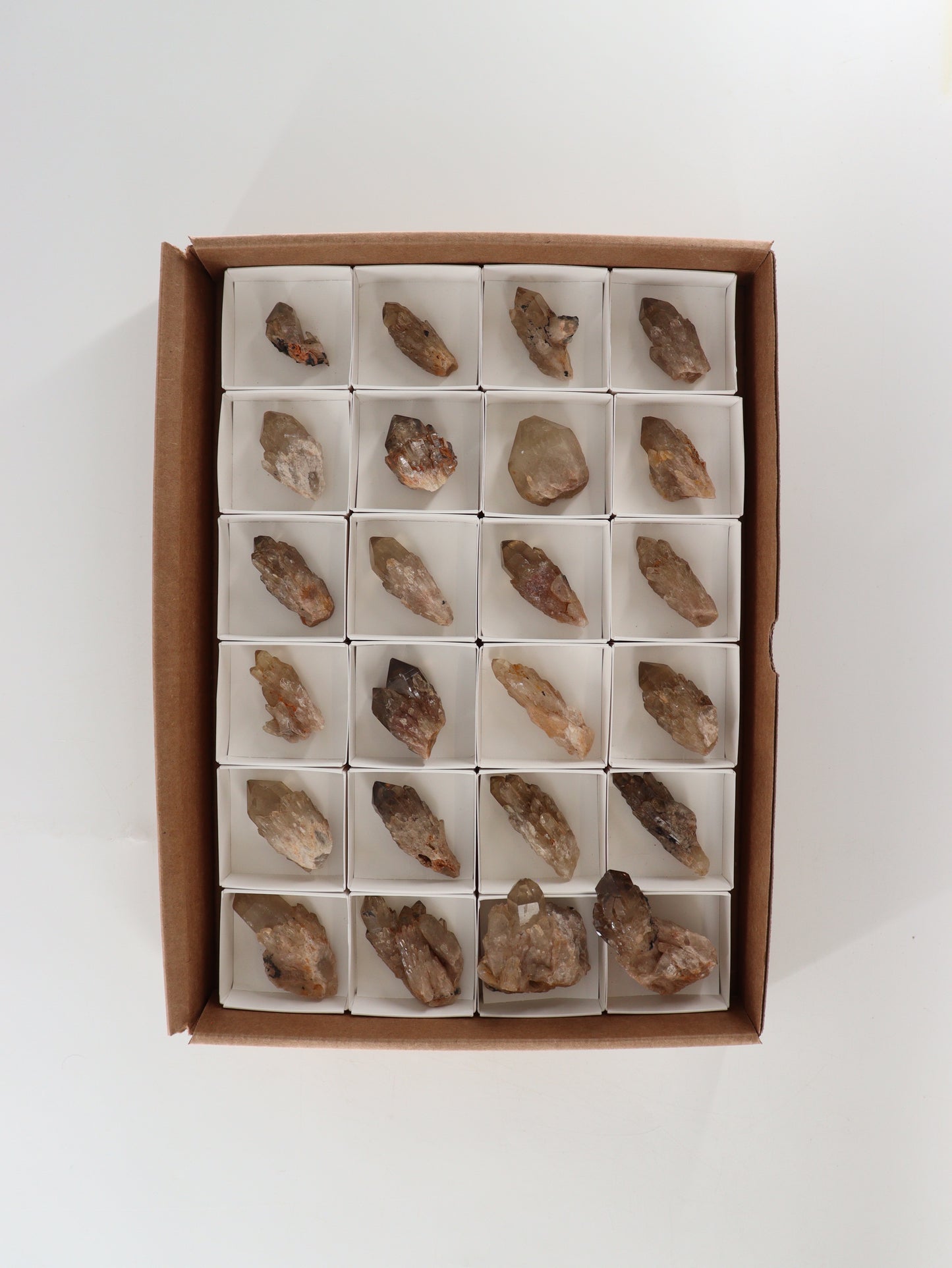 Citrine Flat Set of 24 - Expert Wholesale and Supplier of Wholesale Crystals & Bulk Gemstones, []