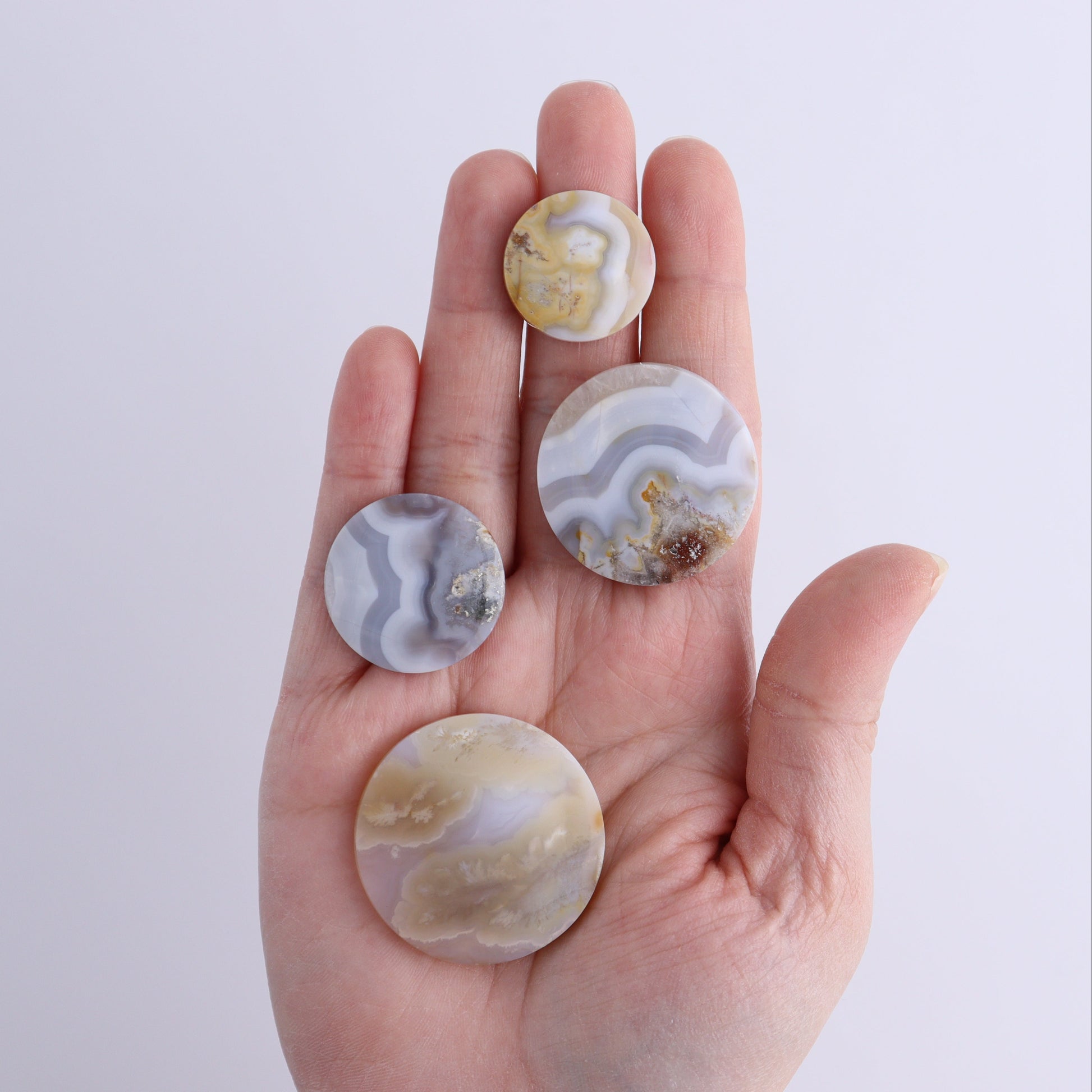 One Agate Round Carb - Expert Wholesale and Supplier of Wholesale Crystals & Bulk Gemstones, ["Agate","Cabs","Round"]