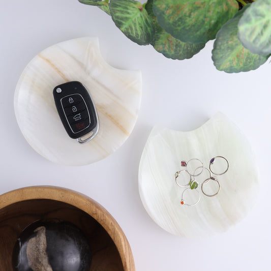 One White Onyx Cat Shaped Dish - Expert Wholesale and Supplier of Wholesale Crystals & Bulk Gemstones, ["Catalog Onyx","Coffins","Halloween","Mexico","onyx","Plates","White onyx"]