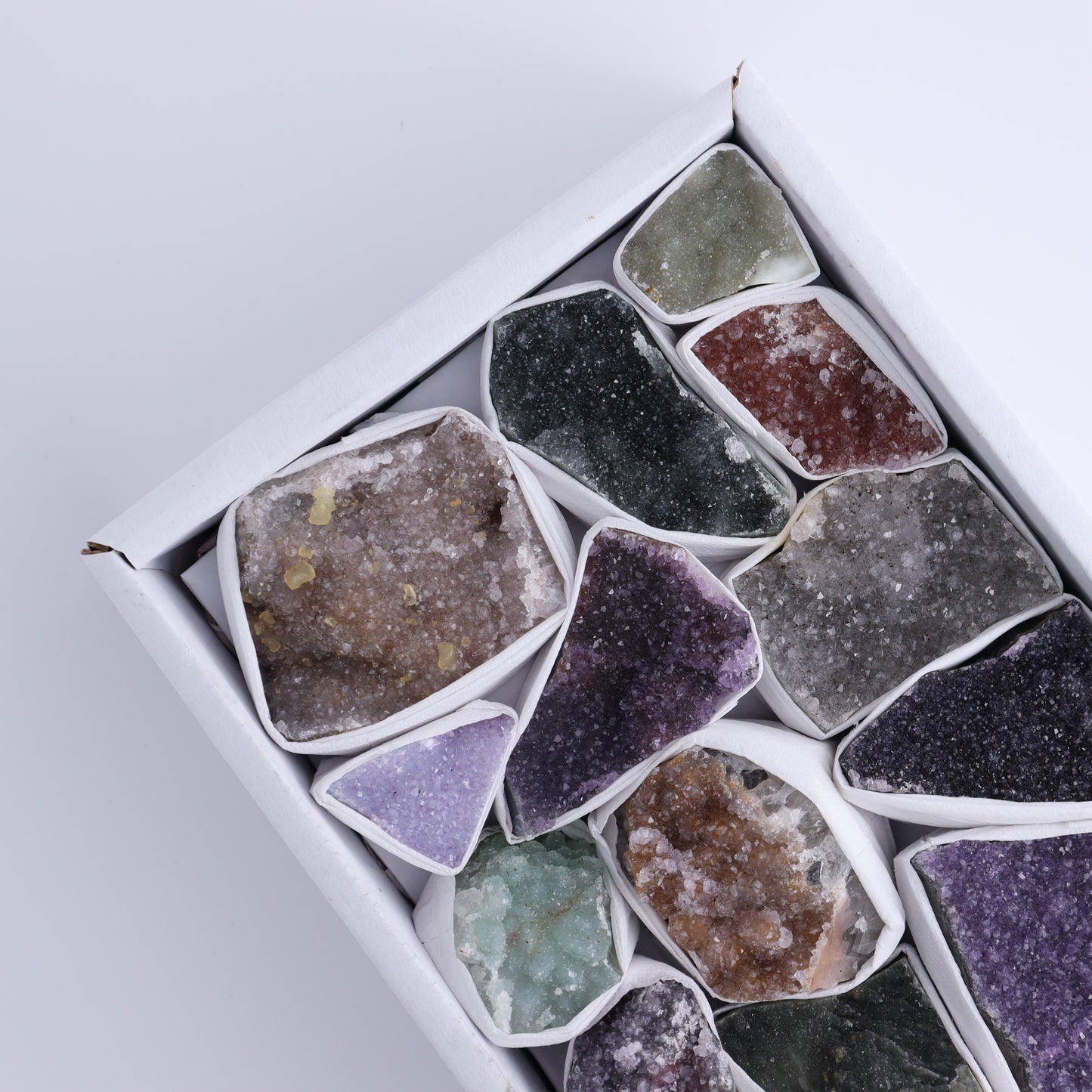 Uruguay Rainbow Amethyst Clusters Flat of 14 - Expert Wholesale and Supplier of Wholesale Crystals & Bulk Gemstones, ["Amethyst","Clusters","Rainbow Amethyst","Sugar Rainbow Amethyst","Uruguay"]