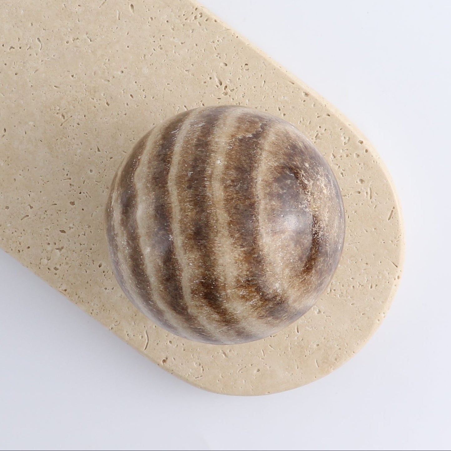 One Mexican Onyx/Calcite Chocolate Sphere 8 cm