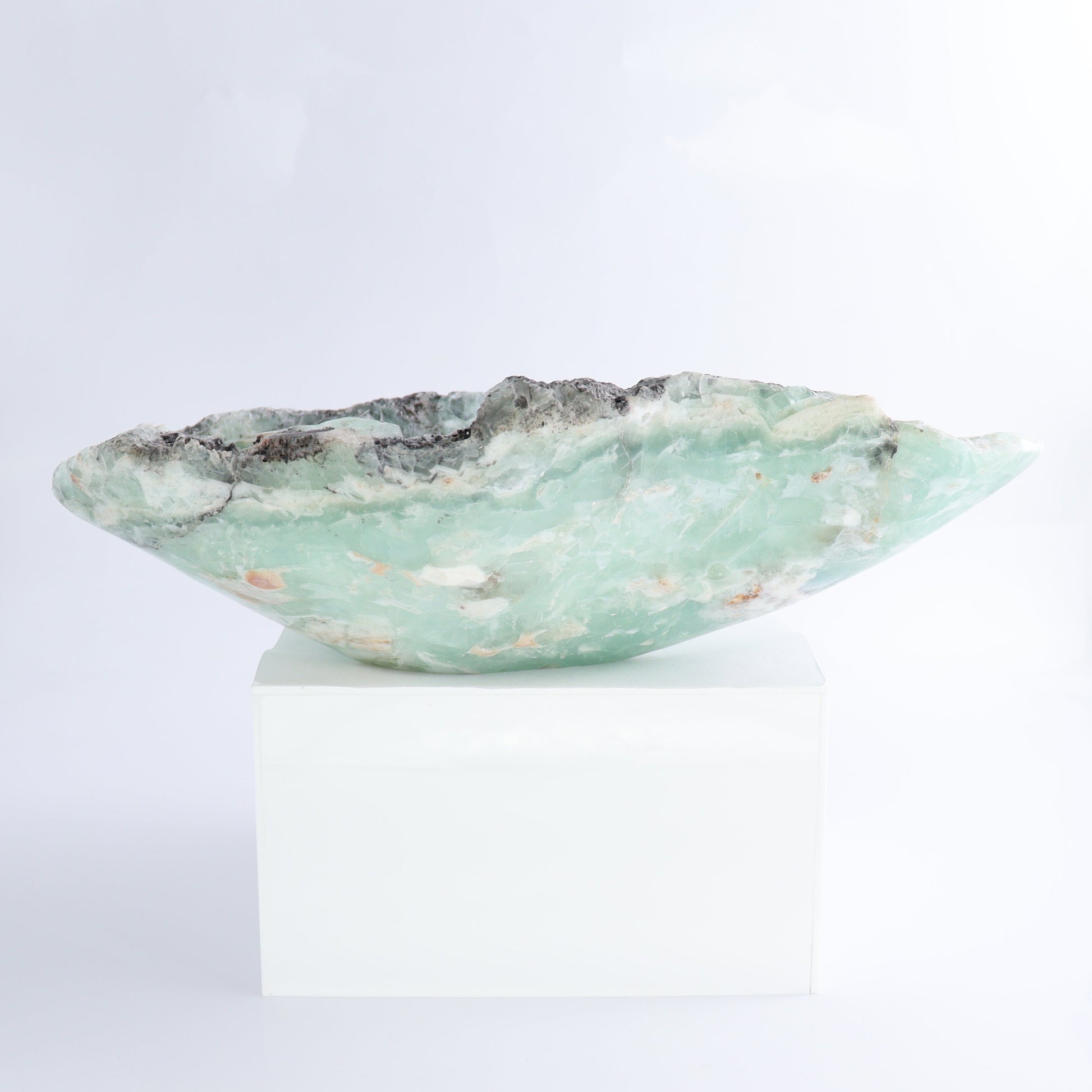 Fluorite Bowl - Expert Wholesale and Supplier of Wholesale Crystals & Bulk Gemstones, ["Bowls","Fluorite","Mexico"]