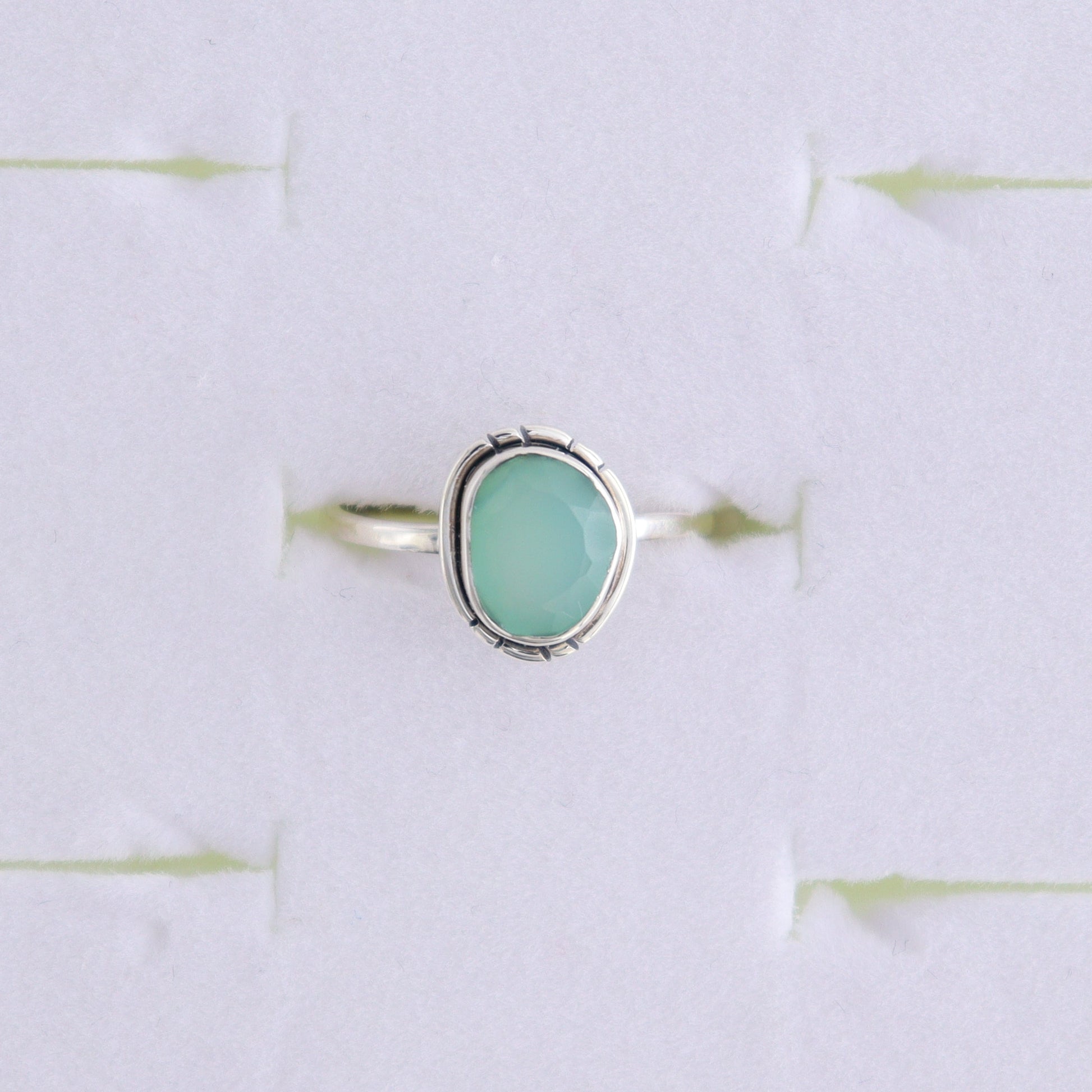 Chrysoprase Rings Set of 5 (Ring Holders Not Included) - Expert Wholesale and Supplier of Wholesale Crystals & Bulk Gemstones, ["Chrysoprase","Ring","rings","sterling silver"]