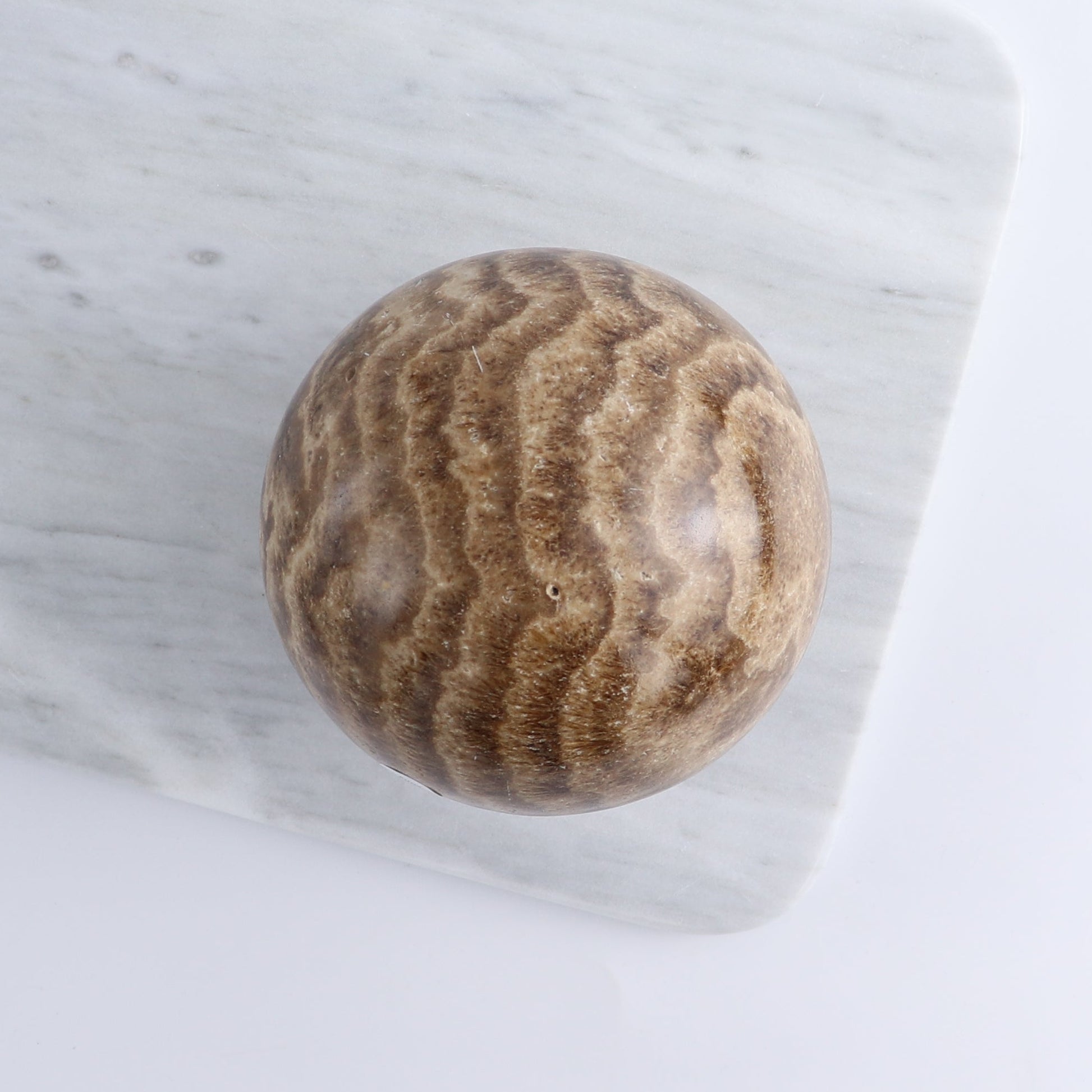 One Mexican Onyx/Calcite Chocolate Sphere 10 cm - Expert Wholesale and Supplier of Wholesale Crystals & Bulk Gemstones, ["Calcite","close_70","Mexico","onyx","Spheres"]