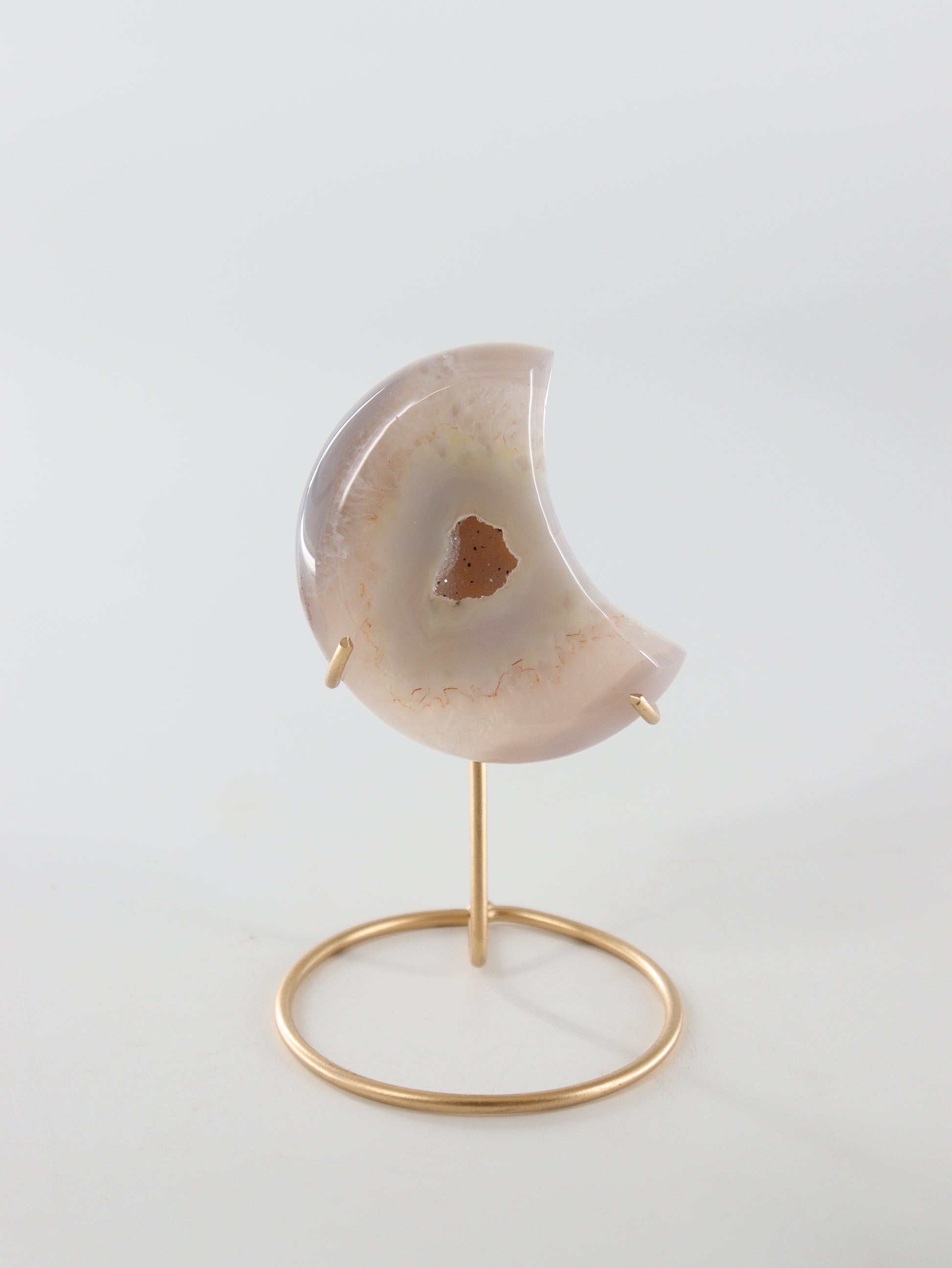Agate Moons with Stands Set of 5 - Expert Wholesale and Supplier of Wholesale Crystals & Bulk Gemstones, []
