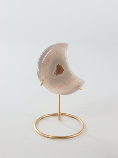 Agate Moons with Stands Set of 5 - Expert Wholesale and Supplier of Wholesale Crystals & Bulk Gemstones, []