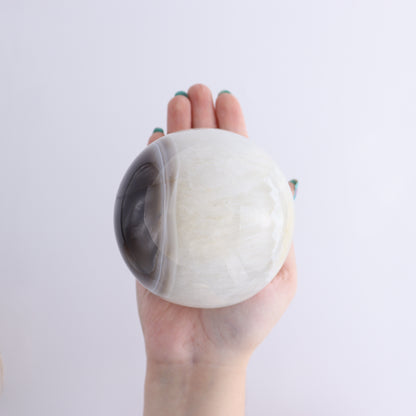 Agate Spheres Set of 4 - Expert Wholesale and Supplier of Wholesale Crystals & Bulk Gemstones, ["Agate","Madagascar","Spheres"]