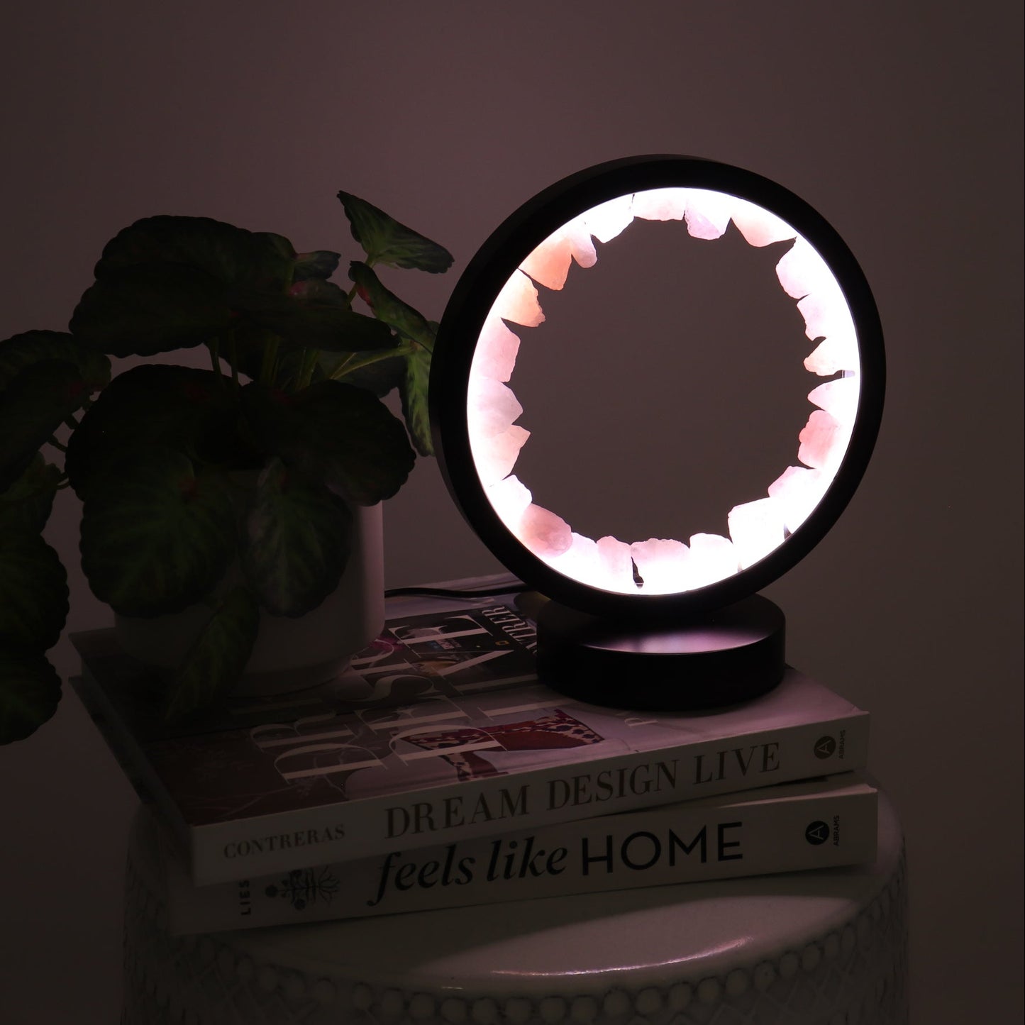 One Rose Quartz Round Lamp