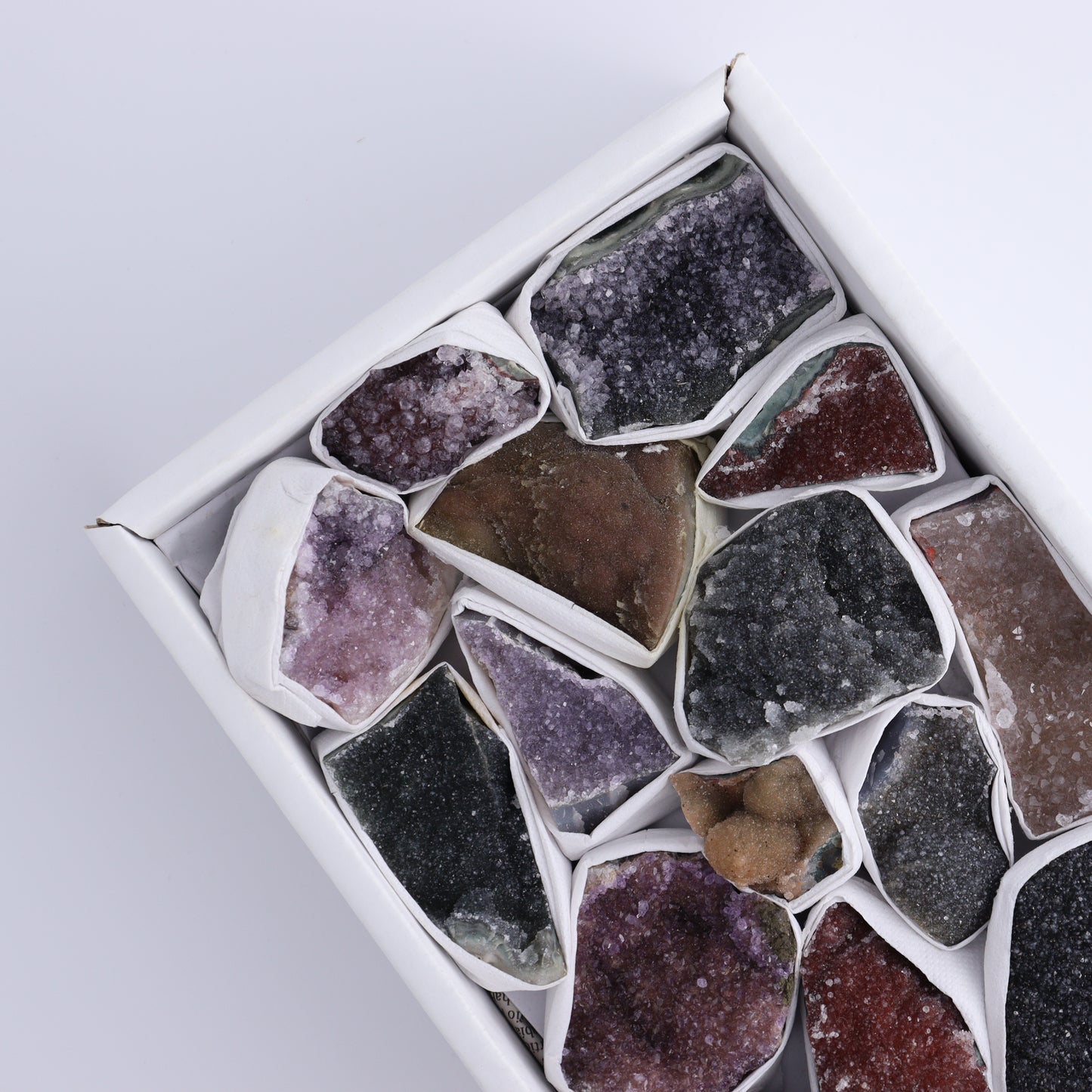 Uruguay Rainbow Amethyst Clusters Flat of 15 - Expert Wholesale and Supplier of Wholesale Crystals & Bulk Gemstones, ["Amethyst","Clusters","Rainbow Amethyst","Sugar Rainbow Amethyst","Uruguay"]