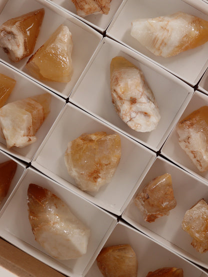 Calcite Flat Set of 30 - Expert Wholesale and Supplier of Wholesale Crystals & Bulk Gemstones, []