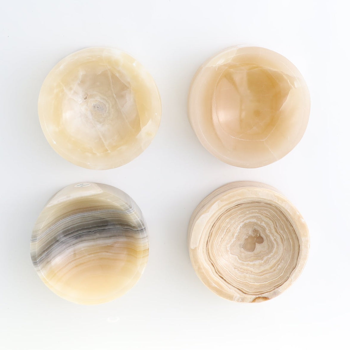 One Mexican Onyx/Calcite White & Honey Thick Round Bowl